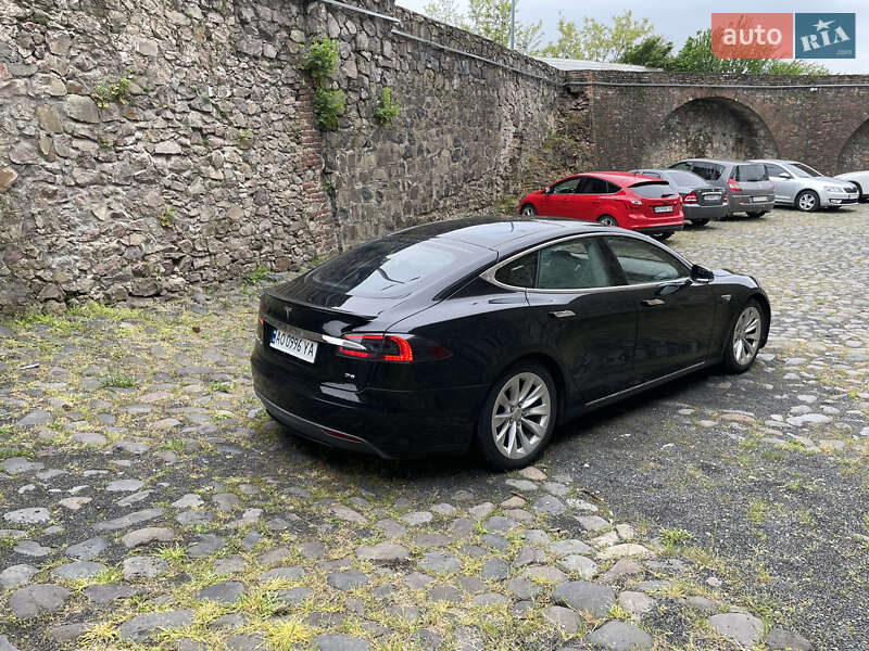 Ліфтбек Tesla Model S 2013 в Краматорську фото 8 Ліфтбек Tesla Model S 2013 в Краматорську