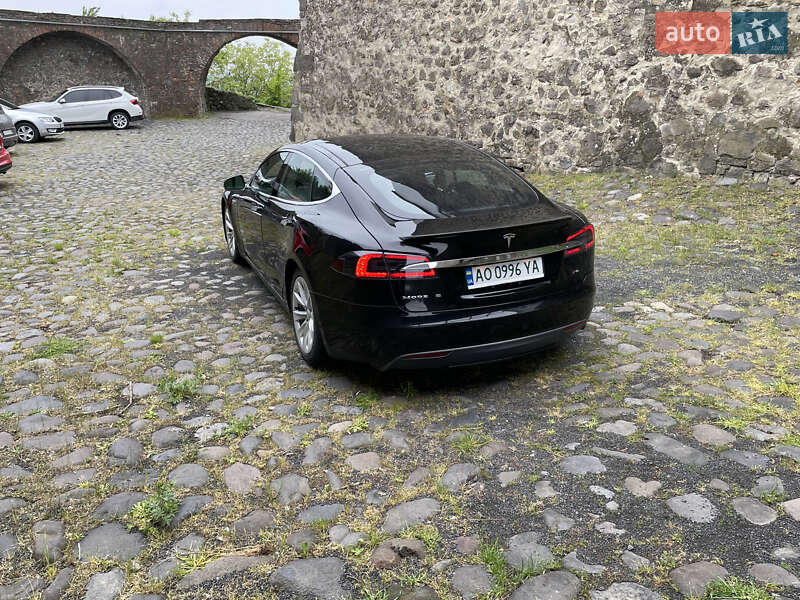 Ліфтбек Tesla Model S 2013 в Краматорську фото 15 Ліфтбек Tesla Model S 2013 в Краматорську