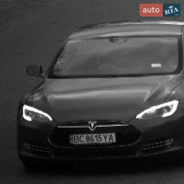 Ліфтбек Tesla Model S 2016 в Одесі