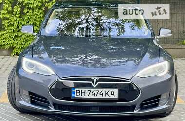 Лифтбек Tesla Model S 2015 в Одессе