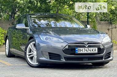 Лифтбек Tesla Model S 2015 в Одессе