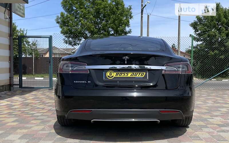 Лифтбек Tesla Model S 2014 в Стрые