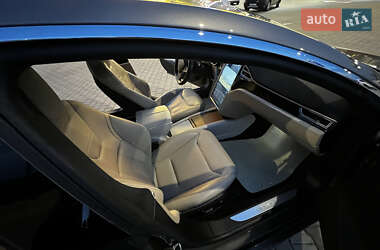 Ліфтбек Tesla Model S 2015 в 