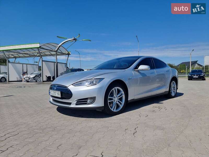 Лифтбек Tesla Model S 2013 в Нововолынске фото 8 Лифтбек Tesla Model S 2013 в Нововолынске