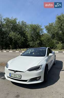 Ліфтбек Tesla Model S 2017 в Запоріжжі