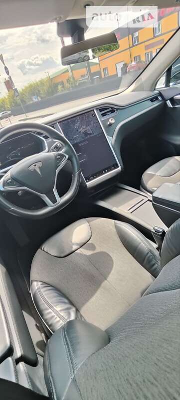 Лифтбек Tesla Model S 2013 в Киеве фото 7 Лифтбек Tesla Model S 2013 в Киеве