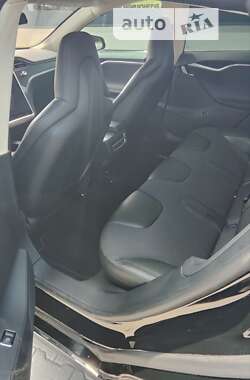Лифтбек Tesla Model S 2013 в 