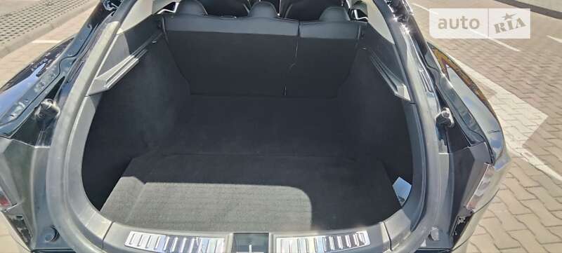 Лифтбек Tesla Model S 2013 в Киеве