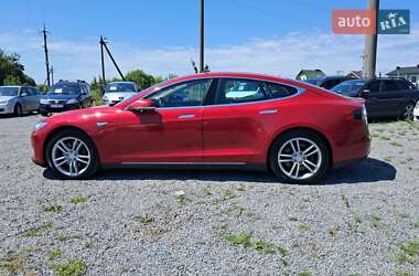 Лифтбек Tesla Model S 2014 в 