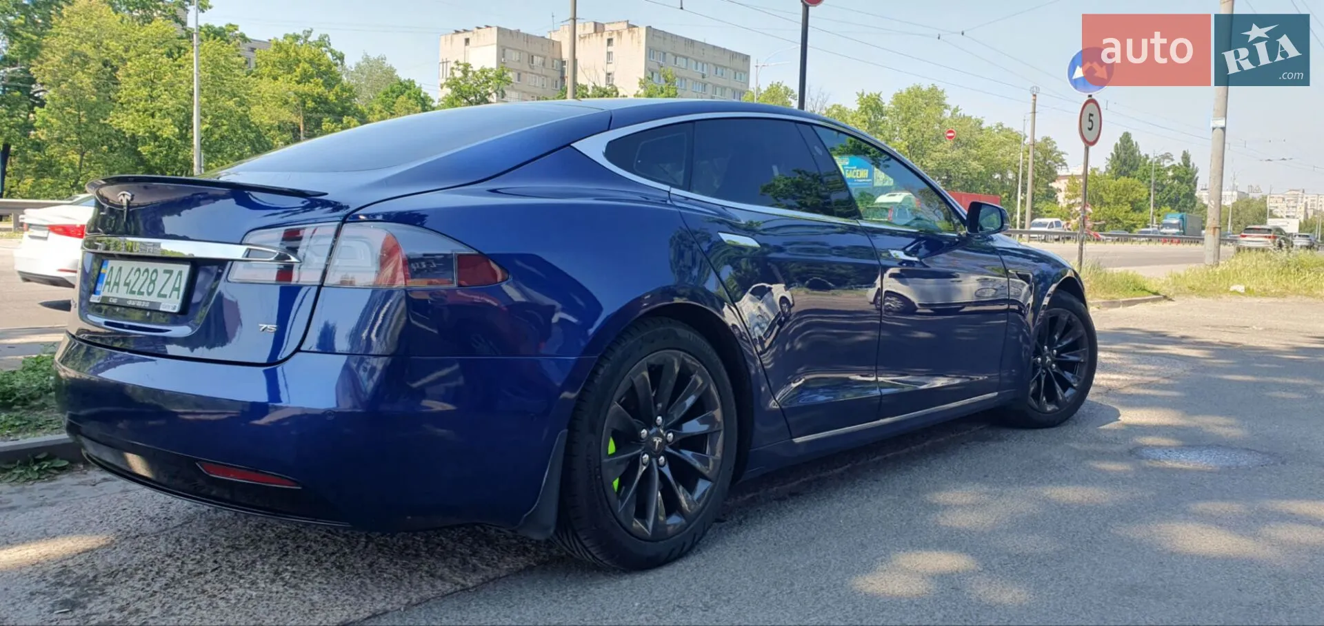 Tesla Model S 2017 VIN 5YJSA1E16HF202044 фото оголошення 10 з 16