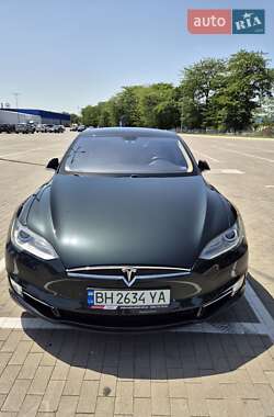 Ліфтбек Tesla Model S 2013 в 