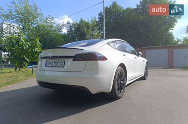Лифтбек Tesla Model S 2019 в Киеве