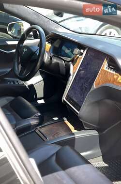 Лифтбек Tesla Model S 2019 в Киеве
