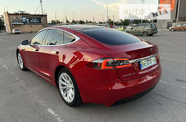 Лифтбек Tesla Model S 2019 в Николаеве