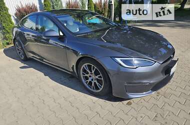 Ліфтбек Tesla Model S 2022 в Чернівцях