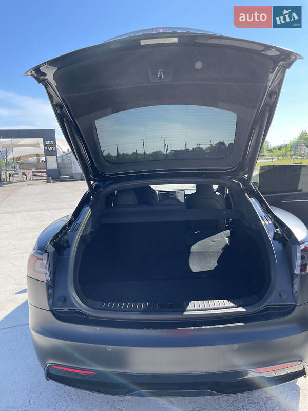 Ліфтбек Tesla Model S 2021 в Києві