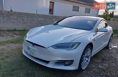 Лифтбек Tesla Model S 2018 в 
