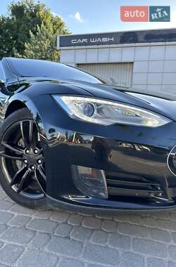 Хетчбек Tesla Model S 2016 в Шептицькому