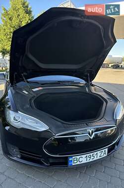 Хетчбек Tesla Model S 2016 в Шептицькому