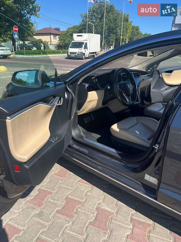 Лифтбек Tesla Model S 2016 в Одессе