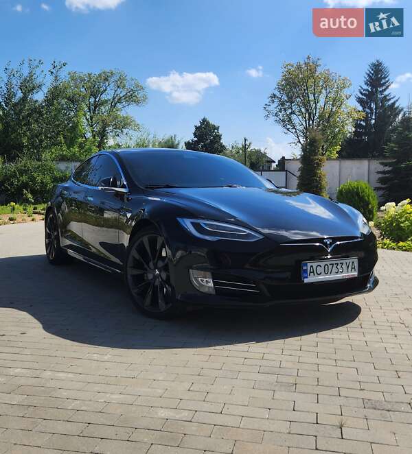 Лифтбек Tesla Model S 2020 в Ковеле