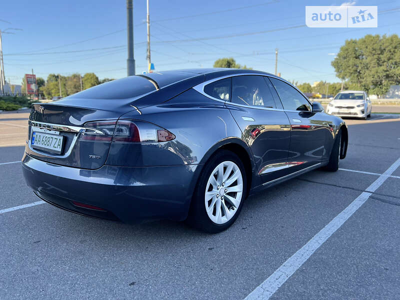 Лифтбек Tesla Model S 2016 в Киеве фото 6 Лифтбек Tesla Model S 2016 в Киеве