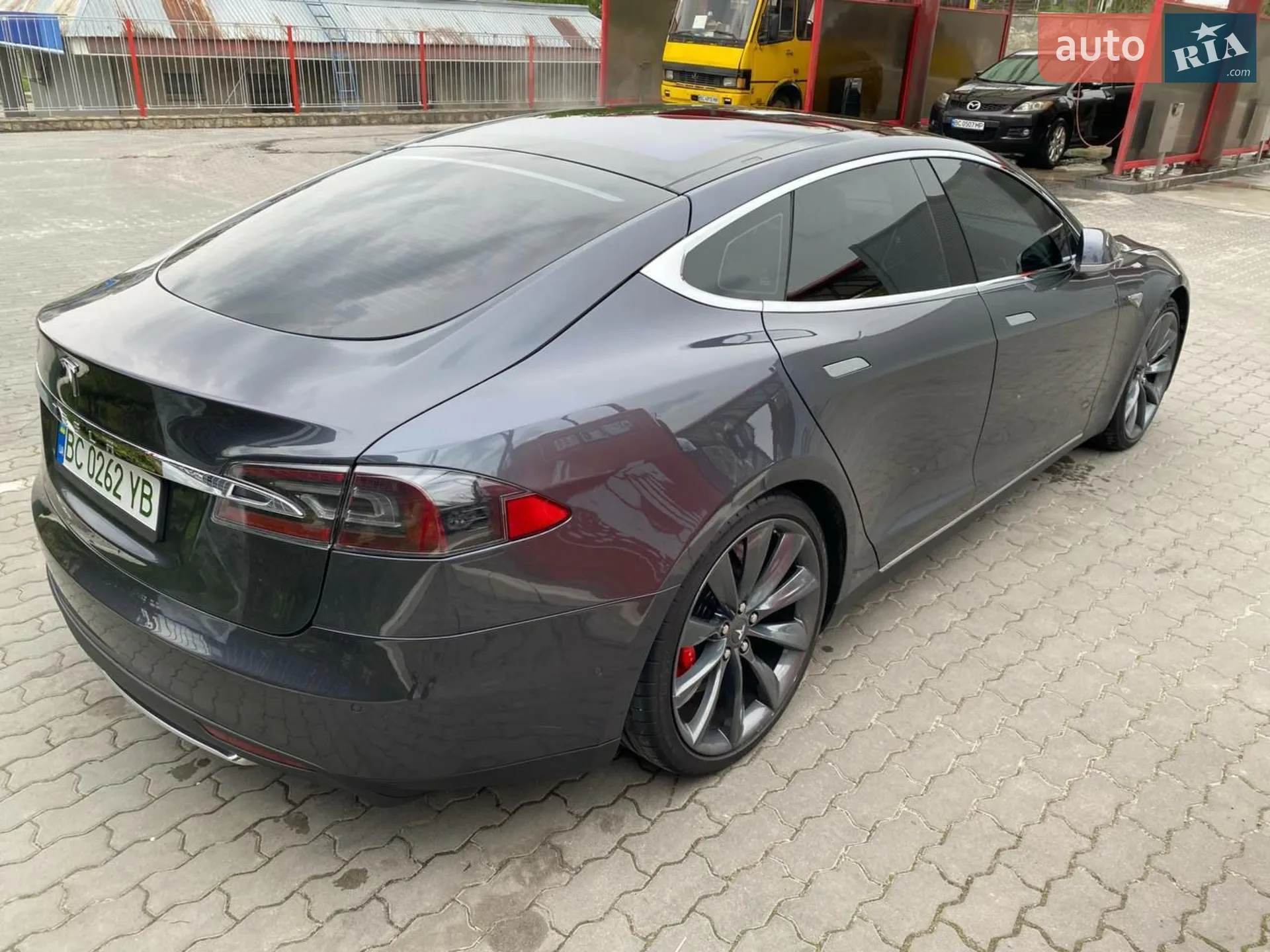 2015 Tesla Model S - мініатюра 13