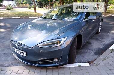 Лифтбек Tesla Model S 2014 в Днепре