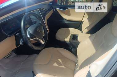 Ліфтбек Tesla Model S 2014 в Львові