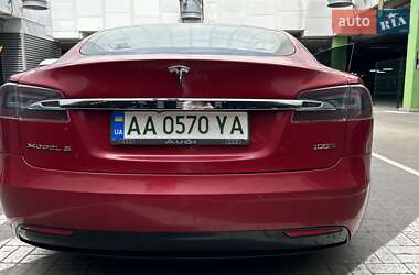Лифтбек Tesla Model S 2018 в Киеве