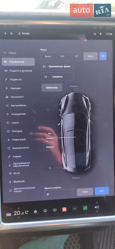 Лифтбек Tesla Model S 2015 в Жовкве