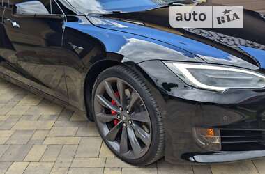 Ліфтбек Tesla Model S 2019 в 