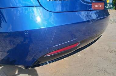 Лифтбек Tesla Model S 2016 в Киеве