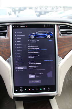 Лифтбек Tesla Model S 2017 в 
