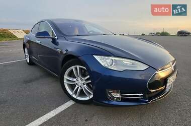 Ліфтбек Tesla Model S 2015 в Білій Церкві