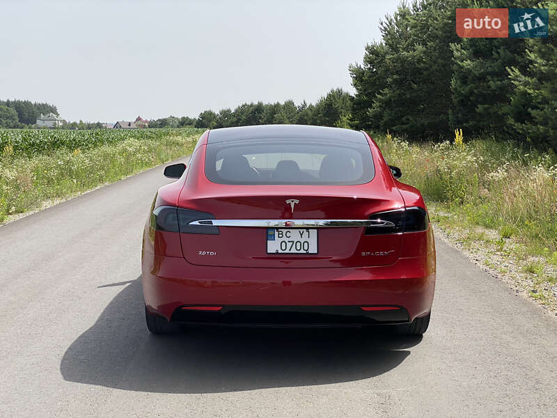 Ліфтбек Tesla Model S 2017 в Львові фото 5 Ліфтбек Tesla Model S 2017 в Львові
