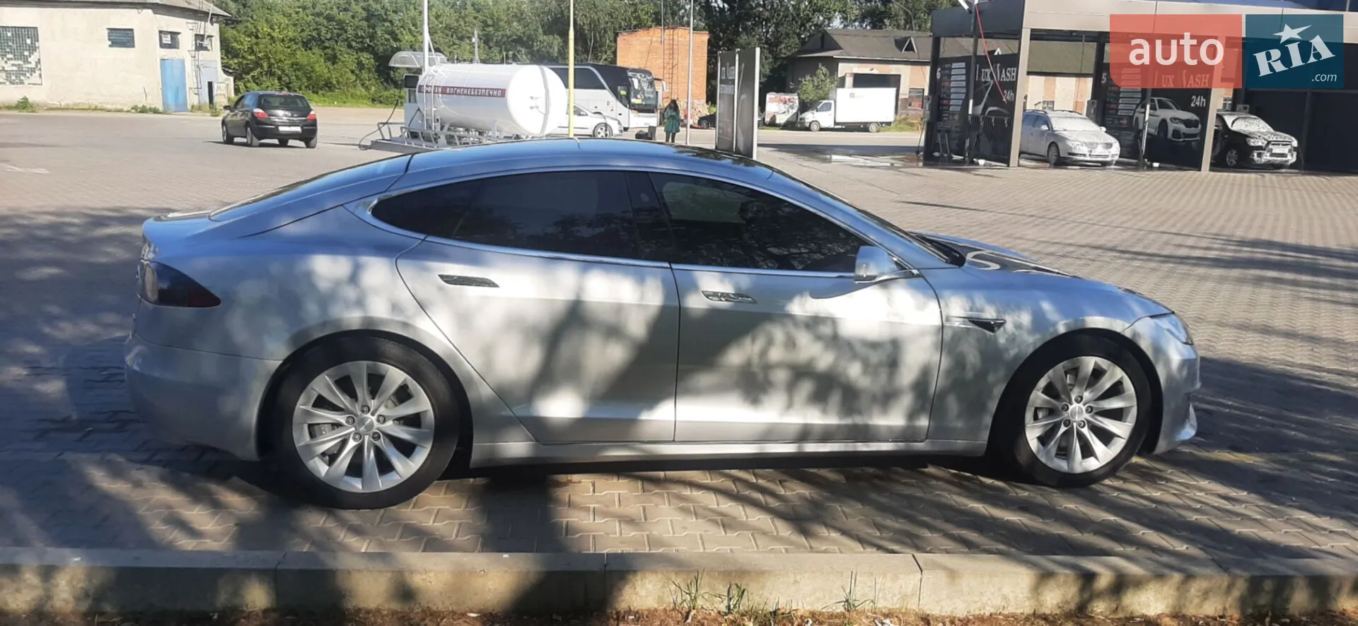 2017 Tesla Model S - мініатюра 8