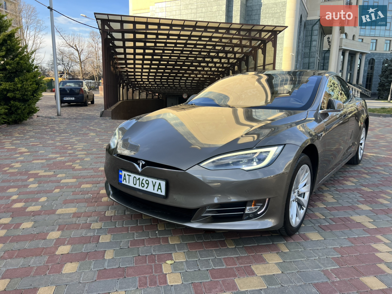 2015 Tesla Model S - мініатюра 18