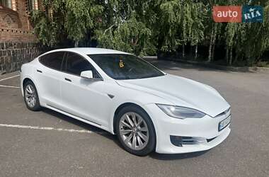 Ліфтбек Tesla Model S 2016 в Вінниці фото 9 Ліфтбек Tesla Model S 2016 в Вінниці