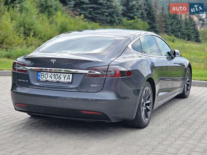 Ліфтбек Tesla Model S 2018 в Тернополі