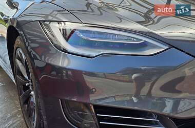 Ліфтбек Tesla Model S 2018 в 