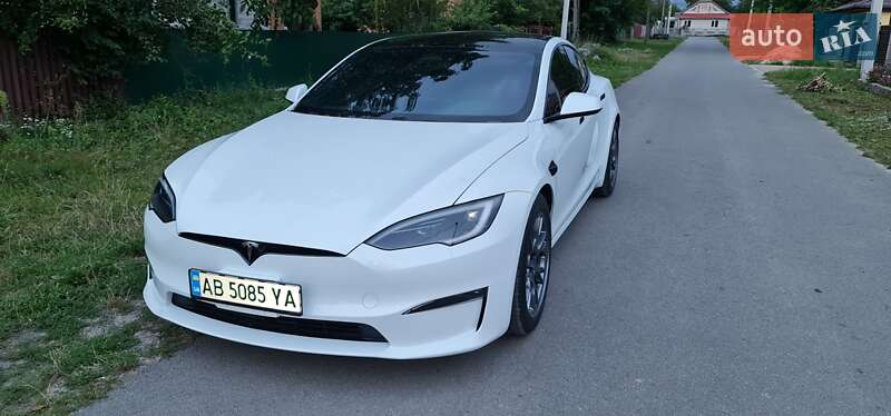 Лифтбек Tesla Model S 2022 в 