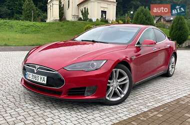Лифтбек Tesla Model S 2013 в Львове