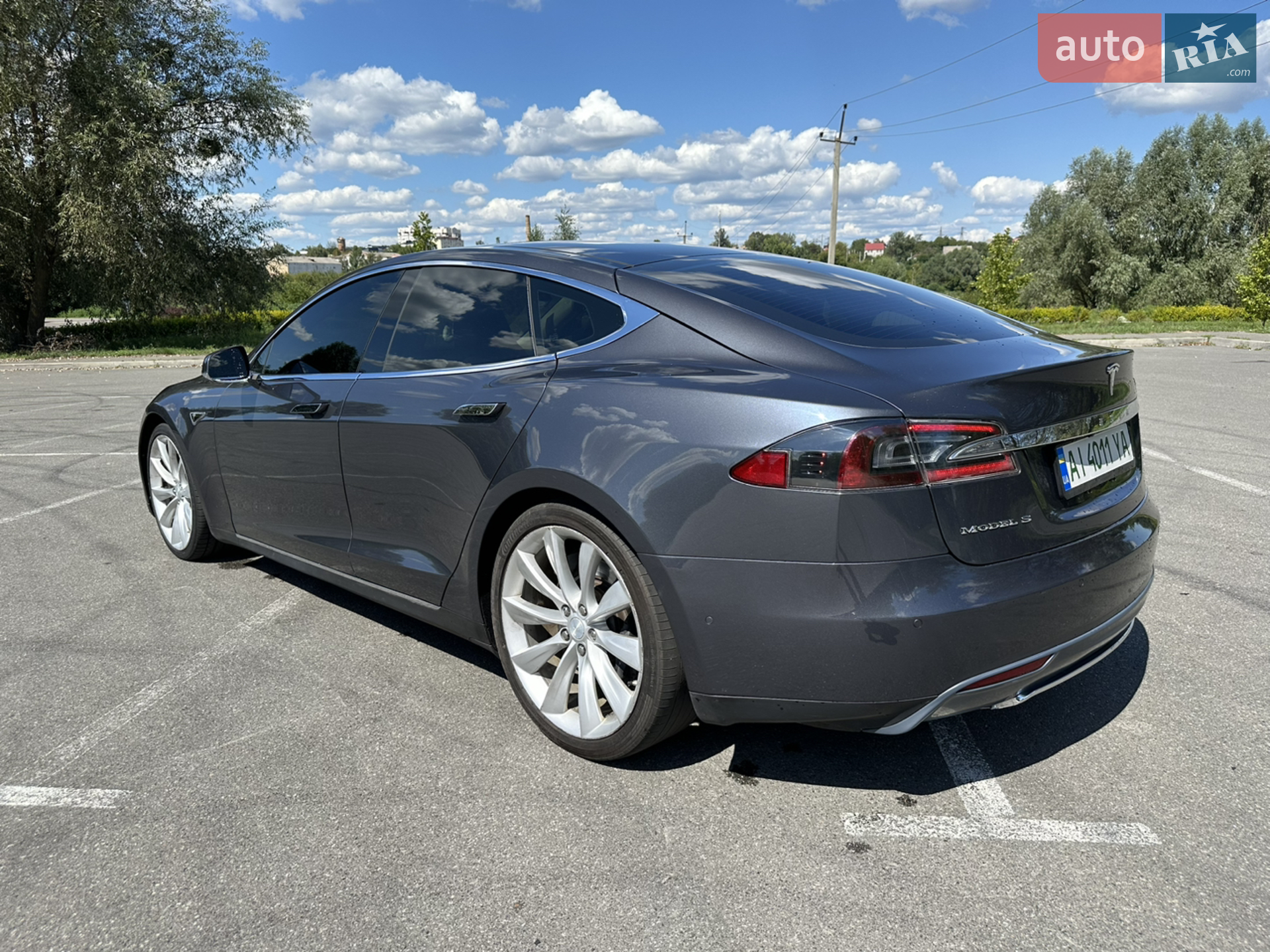 2015 Tesla Model S - мініатюра 12