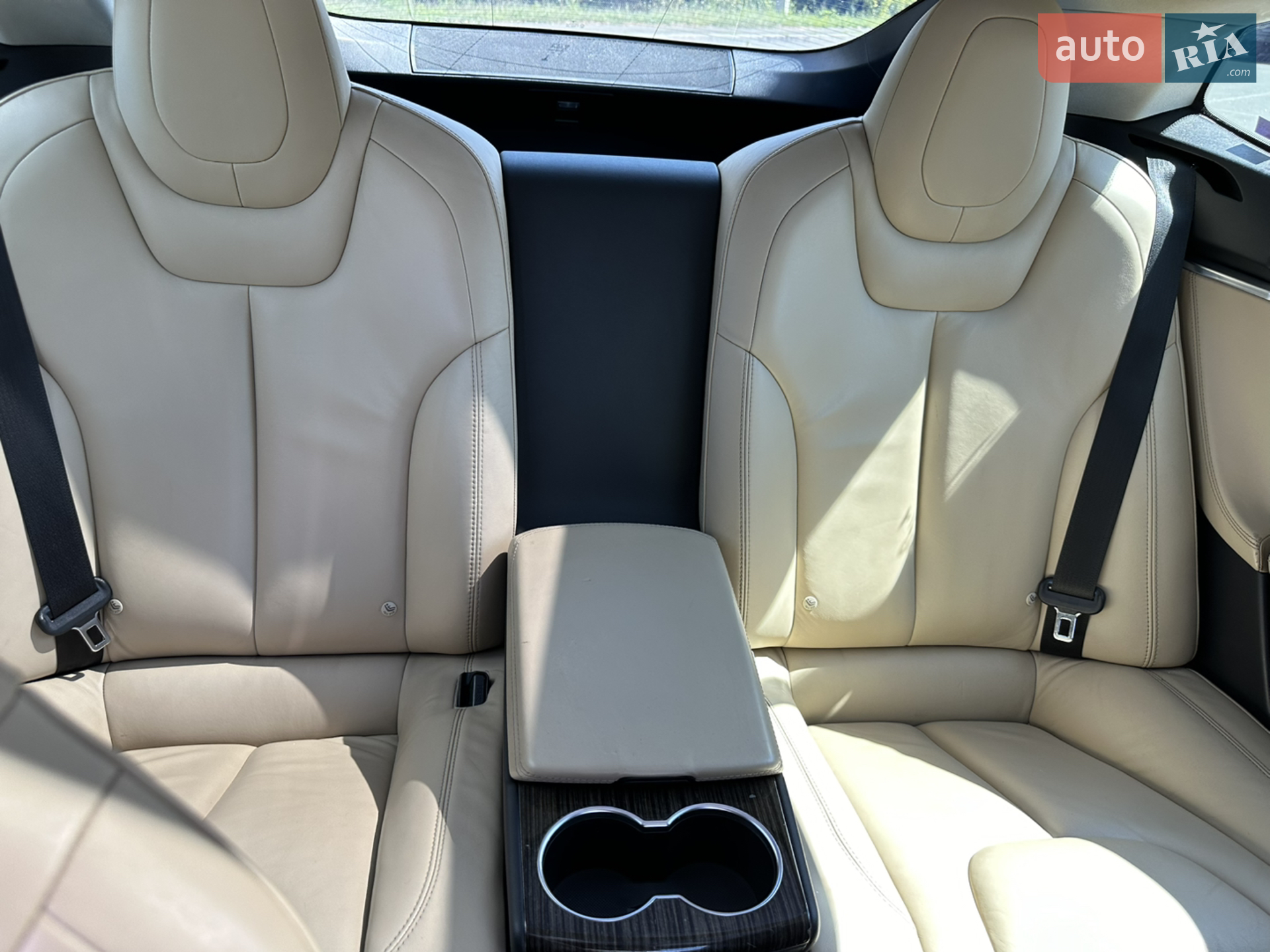 2015 Tesla Model S - мініатюра 36