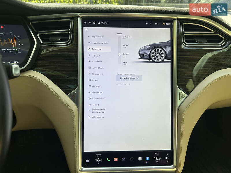Лифтбек Tesla Model S 2015 в Бородянке