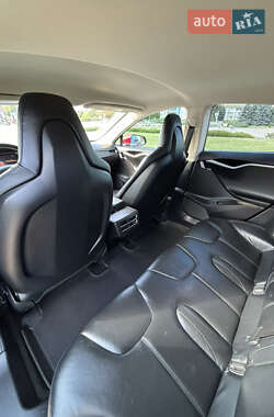 Лифтбек Tesla Model S 2013 в 