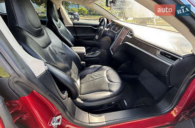 Лифтбек Tesla Model S 2013 в 