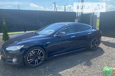 Лифтбек Tesla Model S 2013 в Луцке