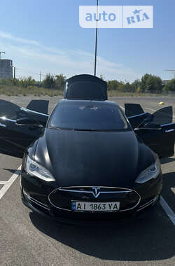 Ліфтбек Tesla Model S 2014 в Києві